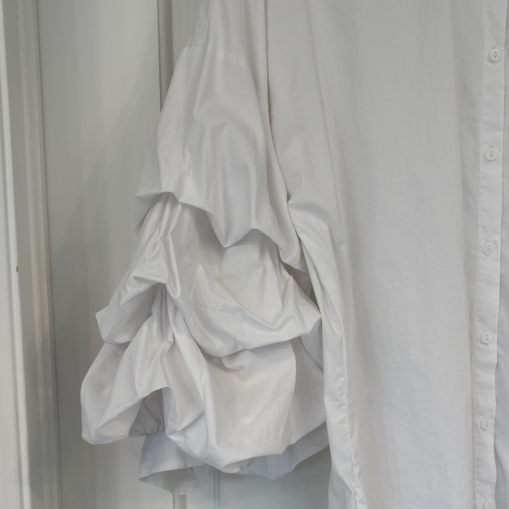 Women’s Zara White Ruffled Sleeve Statement Piece Button up Top - Picture 7 of 12